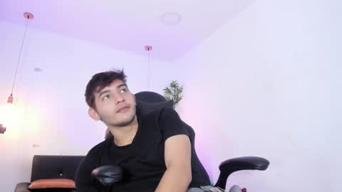 Diego rogue online show from 12/11/24, 03:37