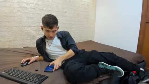 Diego rogue online show from 12/18/24, 01:23