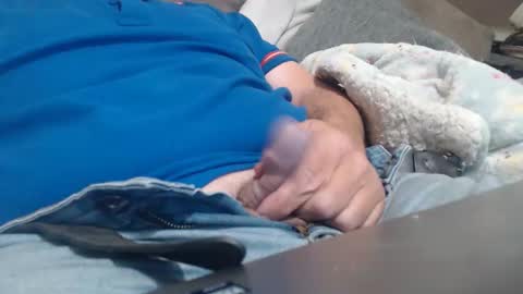 Snapshot of diegovlc chatting on 12/20/25, 12:12 DiegoVLC online show from 12/20/25, 12:12