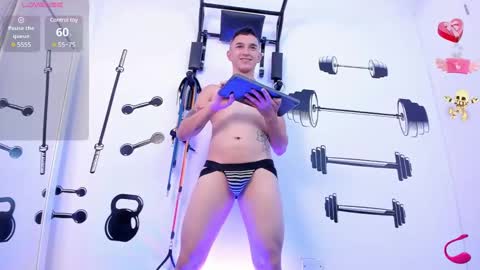 Snapshot of diegowesker chatting on 01/26/25, 02:35 diegowesker online show from 01/26/25, 02:35