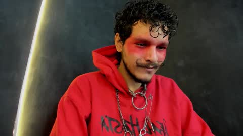 diemond_latinx98 online show from 12/01/25, 03:39