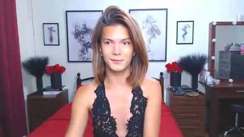 Dennesse online show from 10/10/25, 05:28