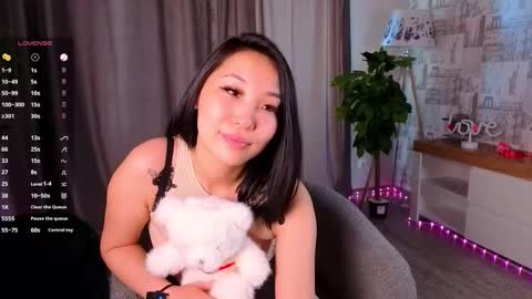 Snapshot of dierdrevanruler chatting on 03/27/26, 08:26 Kanmi for you online show from 03/27/26, 08:26