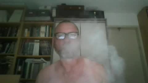 Snapshot of dierenfeld chatting on 06/22/26, 11:13 dierenfeld online show from 06/22/26, 11:13