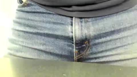 Snapshot of dieselau chatting on 11/14/25, 03:05 Diesel online show from 11/14/25, 03:05