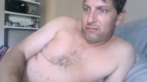 Snapshot of dig_bick_38 chatting on 04/27/26, 07:01 Daddy online show from 04/27/26, 07:01
