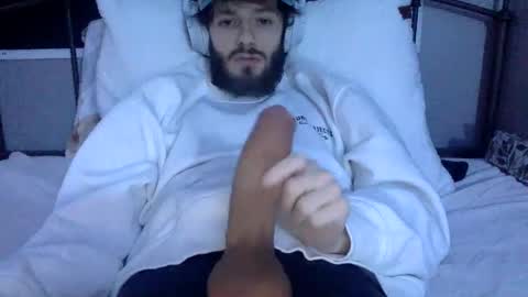 Snapshot of digbicknik chatting on 02/01/25, 10:44 digbicknik online show from 02/01/25, 10:44