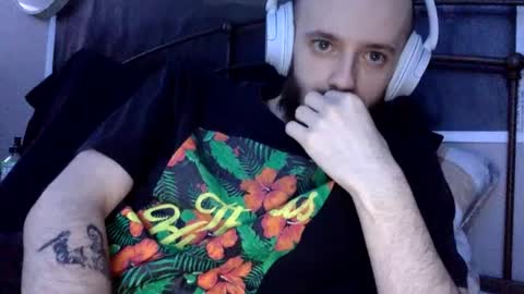 Snapshot of digbicknik chatting on 02/06/25, 07:02 digbicknik online show from 02/06/25, 07:02