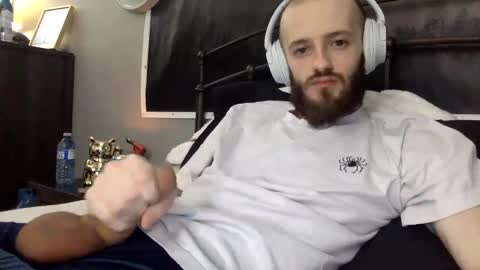 Snapshot of digbicknik chatting on 02/09/25, 04:29 digbicknik online show from 02/09/25, 04:29