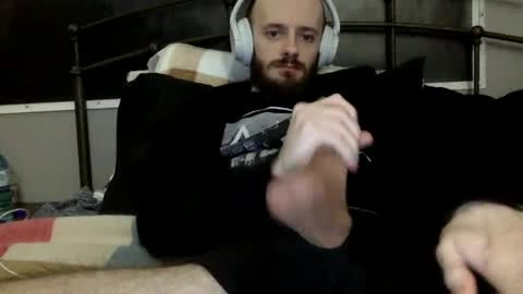 Snapshot of digbicknik chatting on 02/22/25, 02:39 digbicknik online show from 02/22/25, 02:39