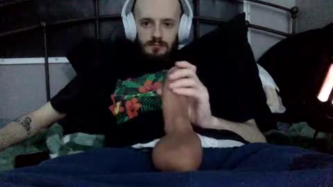 Snapshot of digbicknik chatting on 02/27/25, 01:16 digbicknik online show from 02/27/25, 01:16