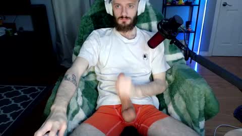 Snapshot of digbicknik chatting on 09/10/25, 01:38 digbicknik online show from 09/10/25, 01:38