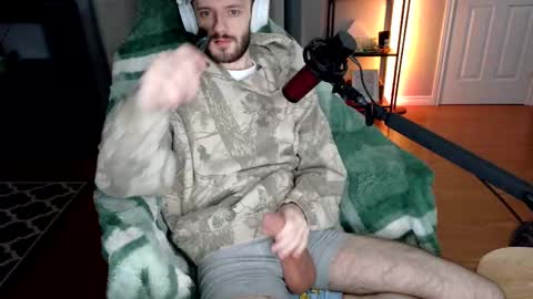 Snapshot of digbicknik chatting on 10/06/25, 01:14 digbicknik online show from 10/06/25, 01:14