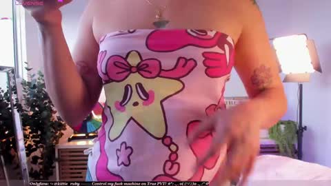 Snapshot of digitalkisses chatting on 05/11/26, 10:18 Estef Ger online show from 05/11/26, 10:18