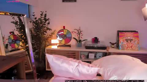 Snapshot of digitalkisses chatting on 06/26/26, 11:31 Estef Ger online show from 06/26/26, 11:31
