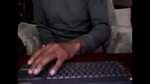 Snapshot of digitalpimpn chatting on 11/25/25, 12:16 The Digital Pimp.... online show from 11/25/25, 12:16