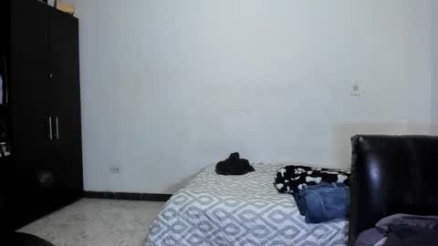 Snapshot of diiego_xxx chatting on 04/19/26, 06:10 diiego_xxx online show from 04/19/26, 06:10