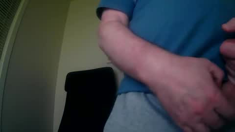 Snapshot of diki3333333333 chatting on 12/12/24, 11:07 Nick online show from 12/12/24, 11:07