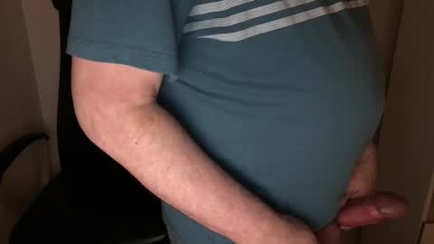 Snapshot of diki3333333333 chatting on 03/04/25, 06:37 Nick online show from 03/04/25, 06:37