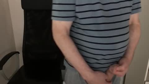 Snapshot of diki3333333333 chatting on 10/21/25, 07:58 Nick online show from 10/21/25, 07:58