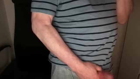 Snapshot of diki3333333333 chatting on 04/08/26, 11:54 Nick online show from 04/08/26, 11:54