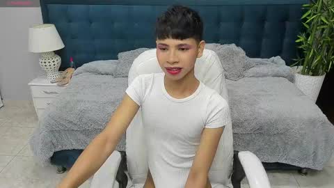  DILAN online show from 09/21/25, 06:09