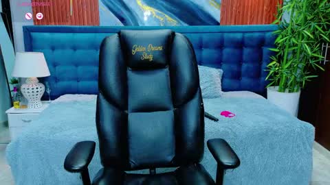 Snapshot of dilan_911 chatting on 04/23/26, 08:00 DILAN online show from 04/23/26, 08:00