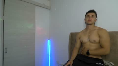 Snapshot of dilan_coy chatting on 07/18/26, 10:13 Dilan Coy online show from 07/18/26, 10:13