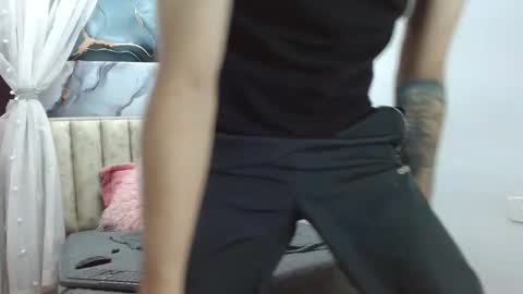 Snapshot of dilan_lust chatting on 02/23/26, 12:35 Dilan Lust online show from 02/23/26, 12:35