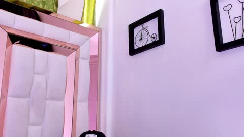 dilan_scootk_ online show from 01/30/25, 05:17