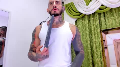 dilan_scootk_ online show from 09/27/25, 07:19