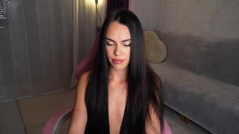 Snapshot of dilara_foxx chatting on 01/16/26, 06:12 Dilara online show from 01/16/26, 06:12