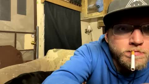 Snapshot of dilf_96 chatting on 05/29/26, 04:21 Daddy online show from 05/29/26, 04:21