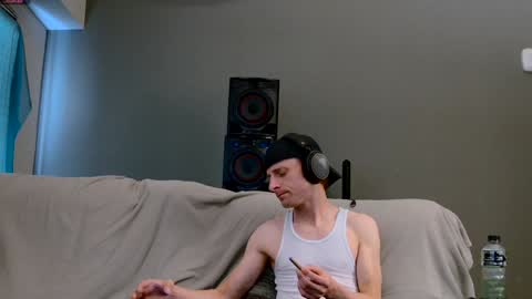 Dilldough405 online show from 12/28/24, 10:02