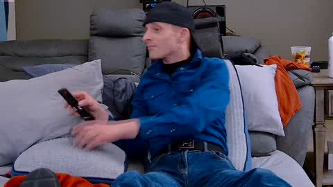 Dilldough405 online show from 01/27/25, 08:18