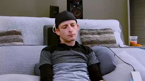 Dilldough405 online show from 02/06/25, 05:51