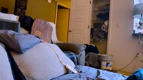 Dilldough405 online show from 02/13/25, 11:26