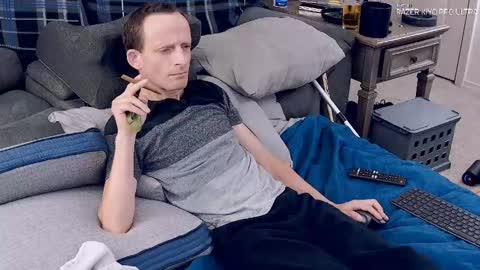 Dilldough405 online show from 09/24/25, 08:17