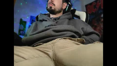 Snapshot of dimas22222 chatting on 02/25/25, 03:49 dimas22222 online show from 02/25/25, 03:49