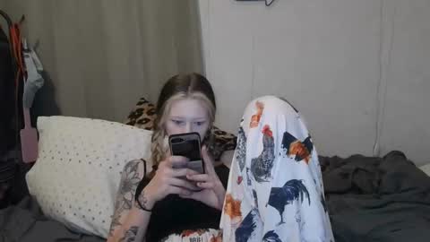 Sofie online show from 02/17/26, 07:16