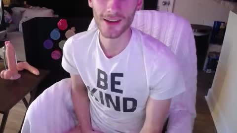 Snapshot of dimitri_4793 chatting on 01/29/25, 11:04 Meechii online show from 01/29/25, 11:04