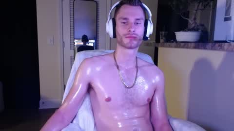 Snapshot of dimitri_4793 chatting on 02/12/25, 05:26 Meechii online show from 02/12/25, 05:26