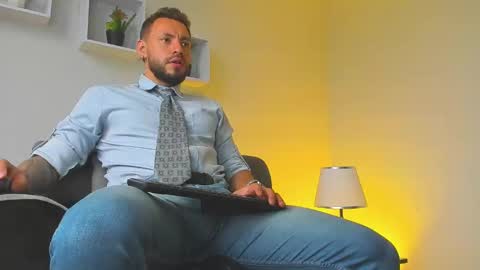 Snapshot of dimitri_master chatting on 09/16/25, 10:11 Angel Dimitri online show from 09/16/25, 10:11