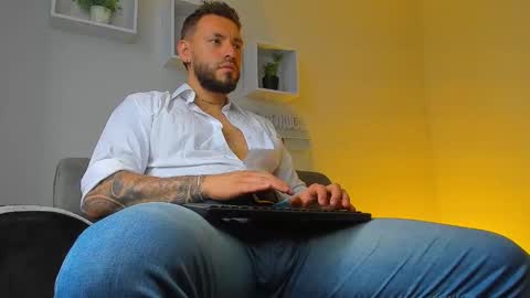 Snapshot of dimitri_master chatting on 09/25/25, 08:56 Angel Dimitri online show from 09/25/25, 08:56