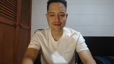 Snapshot of dimitri_quiet chatting on 04/08/26, 03:50 Dimitri online show from 04/08/26, 03:50