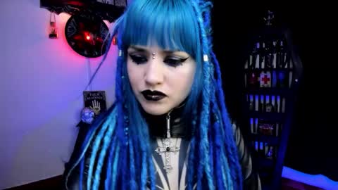 Snapshot of dimmuanddarkness chatting on 12/22/25, 01:19 dimmuanddarkness online show from 12/22/25, 01:19