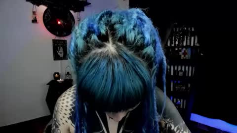 Snapshot of dimmuanddarkness chatting on 01/17/26, 08:41 dimmuanddarkness online show from 01/17/26, 08:41