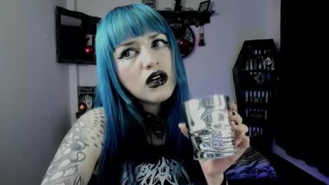 Snapshot of dimmuanddarkness chatting on 02/20/26, 11:54 dimmuanddarkness online show from 02/20/26, 11:54