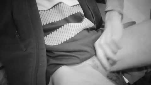 dimoni_ online show from 04/08/26, 12:16