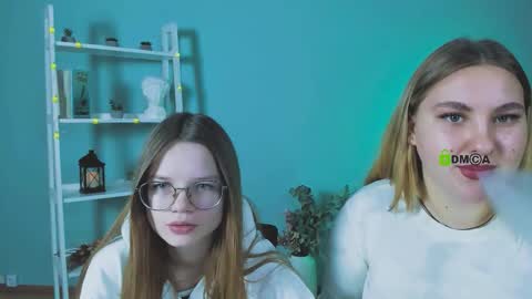 Snapshot of dina_bloom chatting on 12/18/25, 09:26 dina_bloom online show from 12/18/25, 09:26